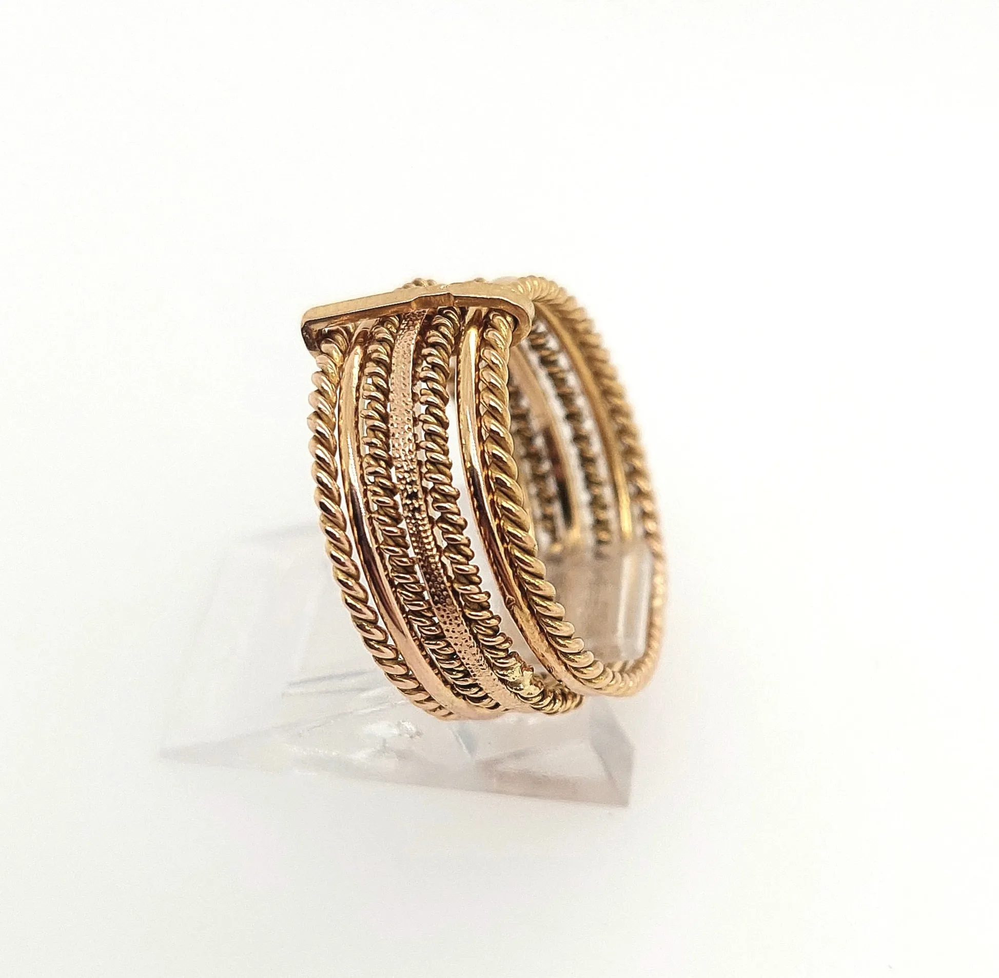 14KY Multi Stackable Ring