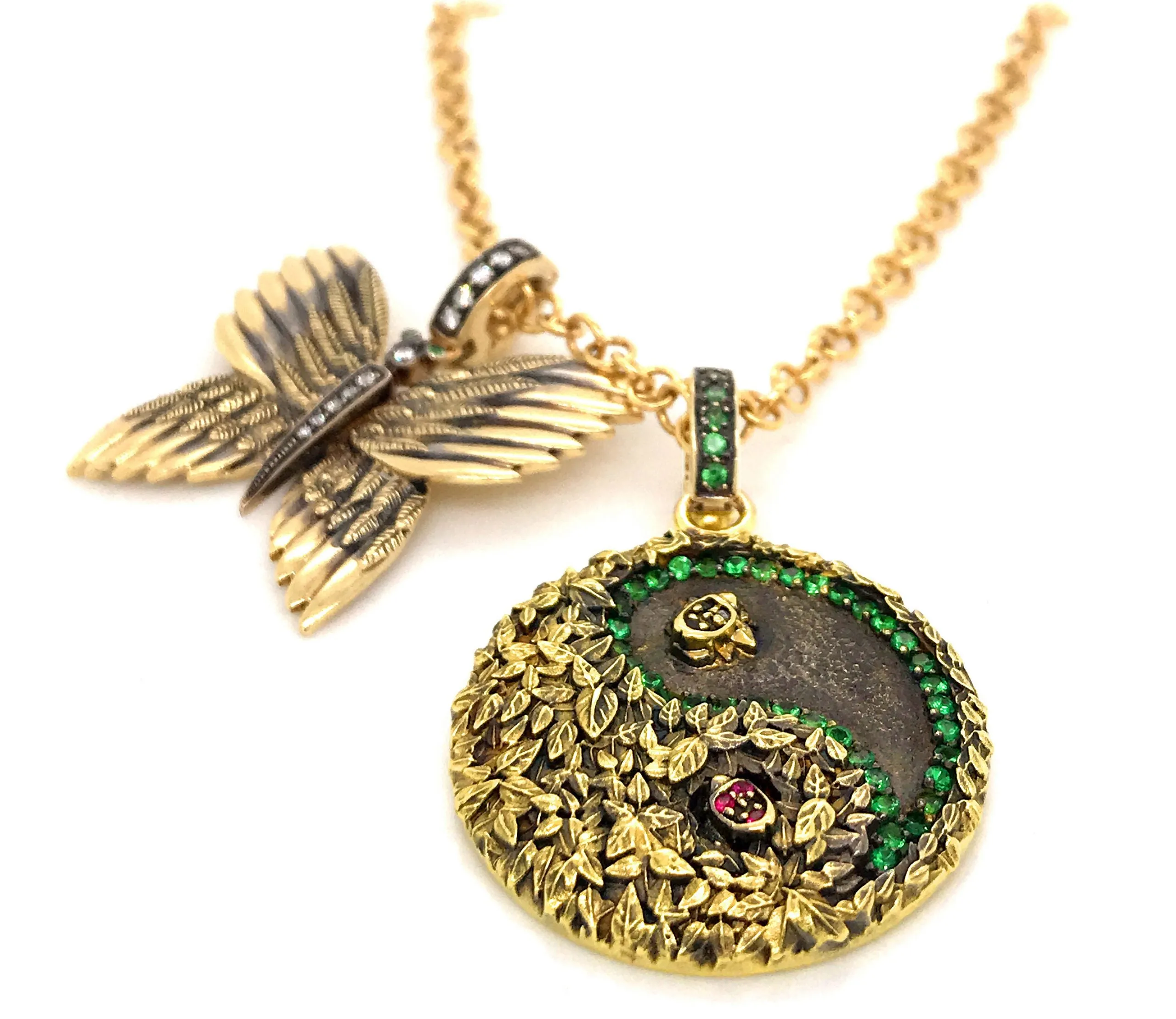 18kt Green Gold Butterfly Charm 2