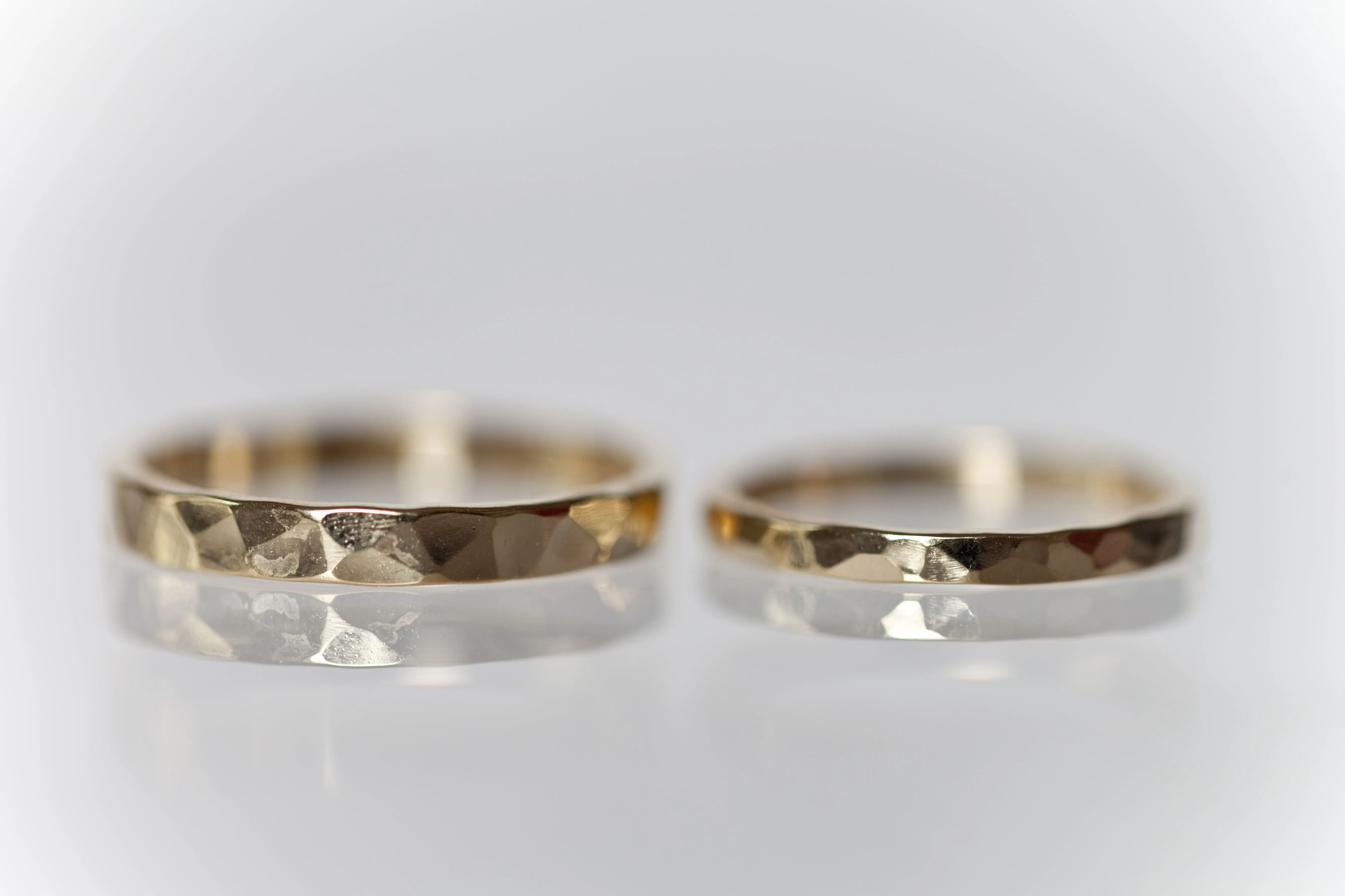 Angular Wedding Ring Set hammered & polished