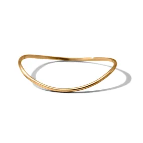 Enfold Bangle, 9kt Yellow Gold