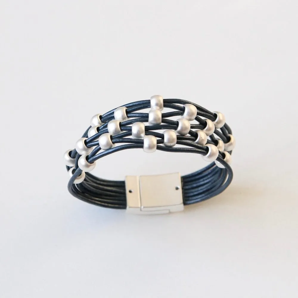 MATTE SILVER / NAVY WOVEN MAGNETIC BRACELET