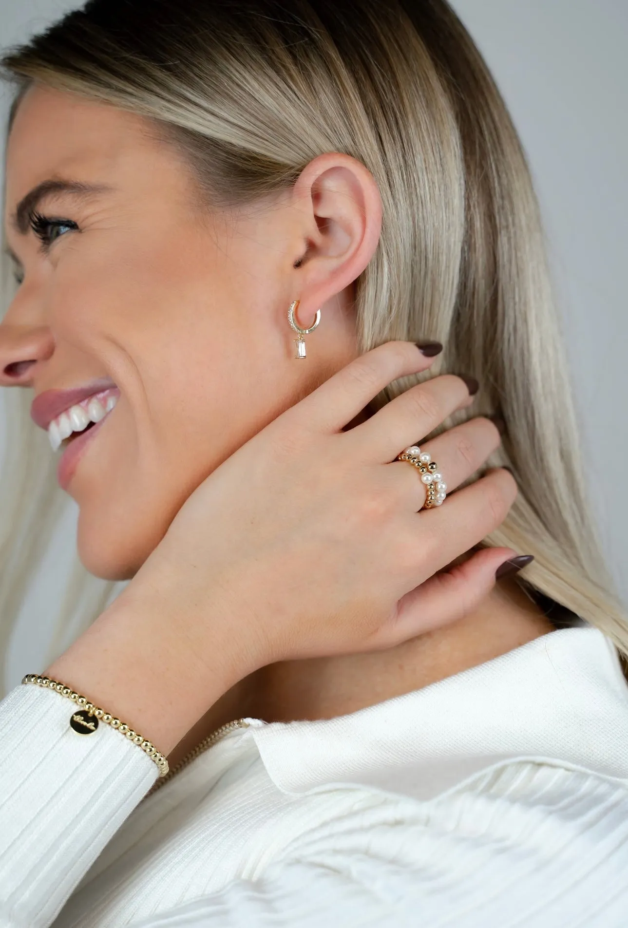 Pearl and Gold Bead Stretch Rings - White Beads