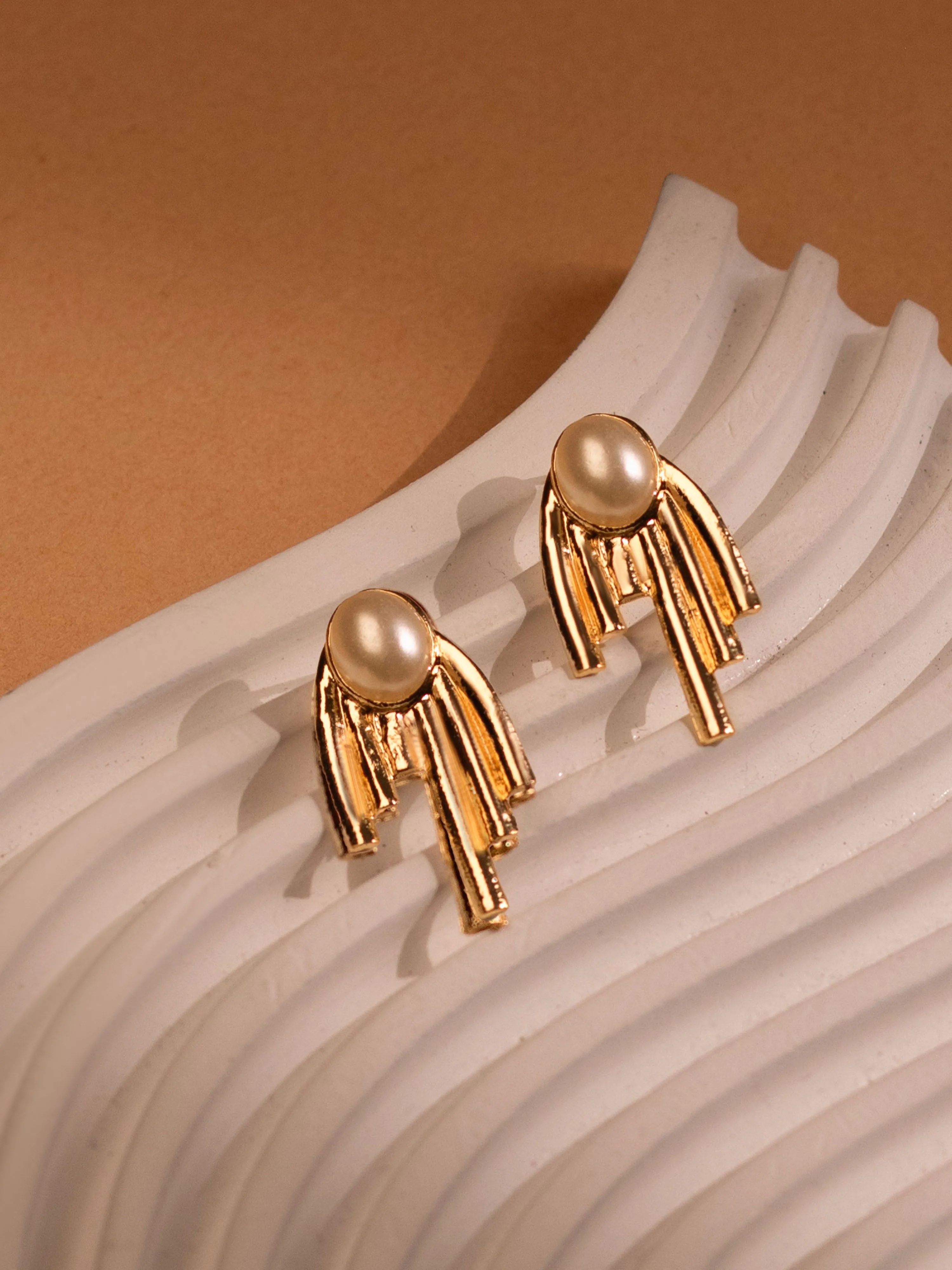 Pearl Drip Zar Statement Earring