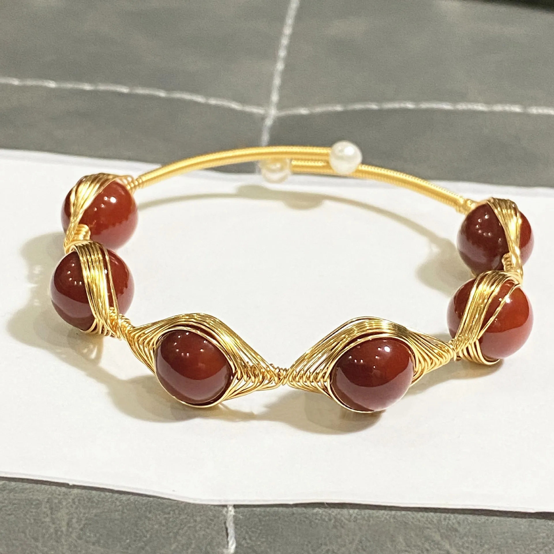 Red Agate Natural Healing Stone Wire Wrapped Pearl Bangle Bracelet